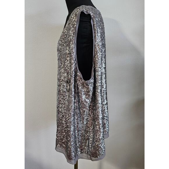 NWT Talbots WOMAN Chic Classy Silver Gray Sequin V-Neck Tank Top Cami 24 W - Picture 2 of 8